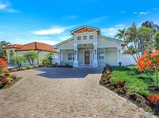 648 100th Ave N, Naples, FL 34108