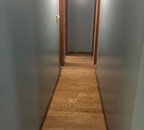 3rd image of 204 Eastern Heights Dr