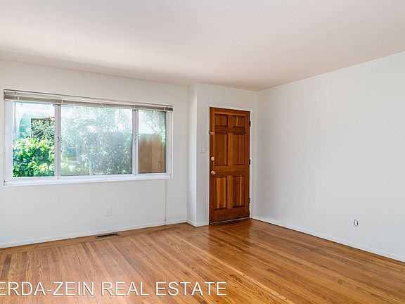 3rd image of 610 Santa Clara Ave APT A