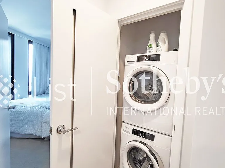 987 Queen St #1404 — Photo 11