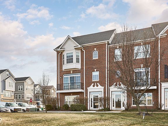 4th image of 15374 Mystic Rock Dr
