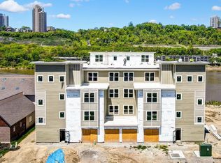 617 Manhattan Blvd #203, Dayton, KY 41074