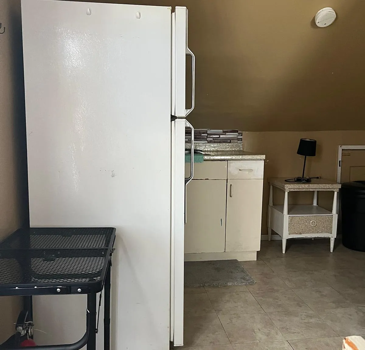 1 bed, 750 sqft, $1,400 — Photo 4