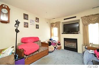 4th image of 604 Honeybrook Cir #604