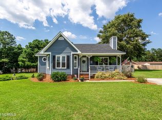 121 Farmington Dr, Clayton, NC 27520