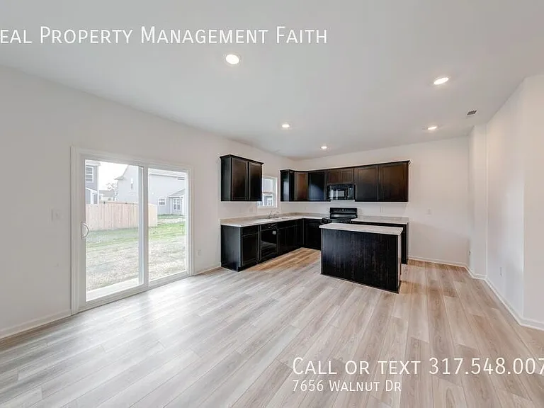 7656 Walnut Dr — Photo 8