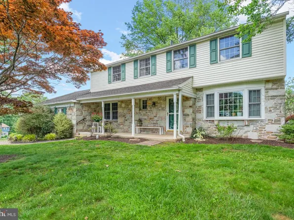 11 Creek Rd, Churchville, PA 18966