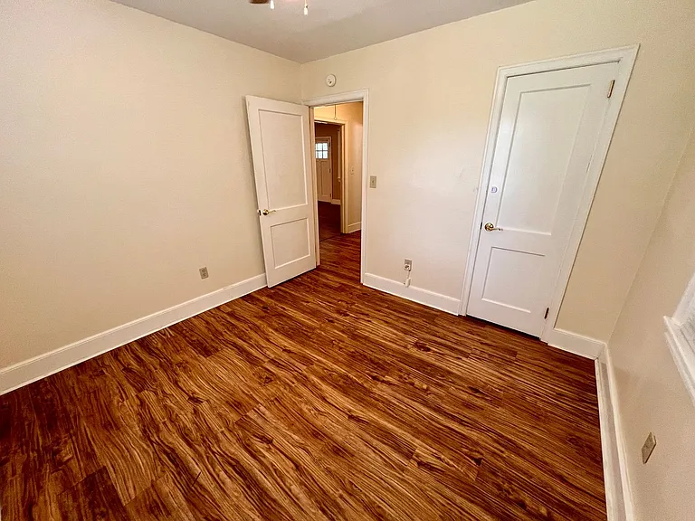 4126 Beecliff Dr — Photo 10