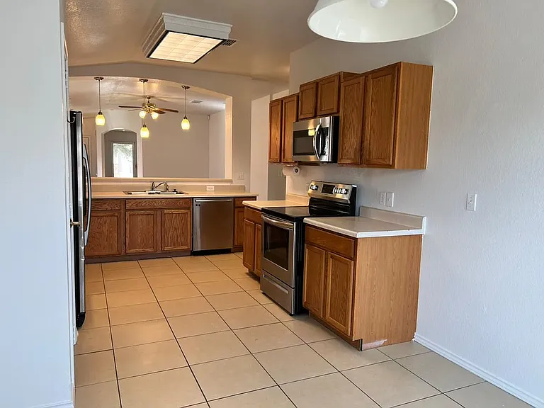 12836 Buenos Aires Pkwy — Photo 13