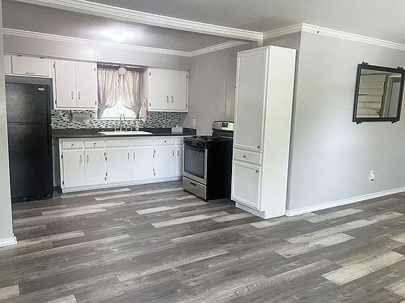 3rd image of 409 Oscar St