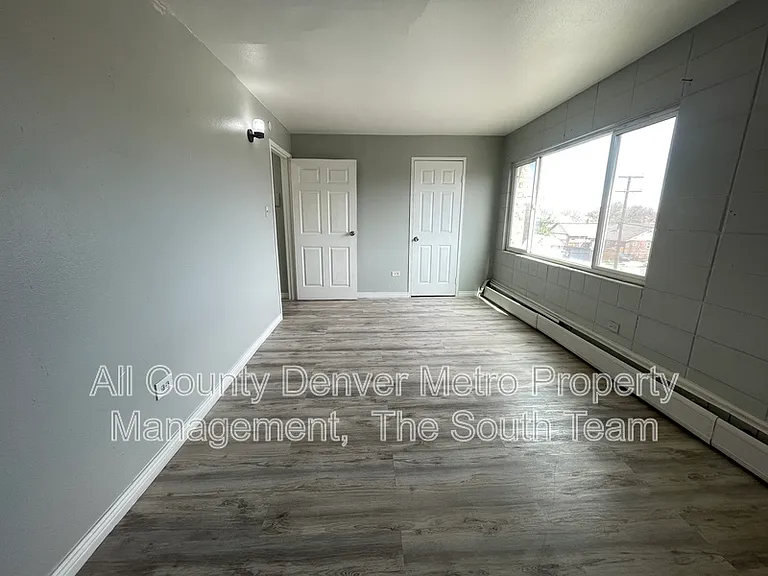 1590 Clinton St #206 — Photo 7