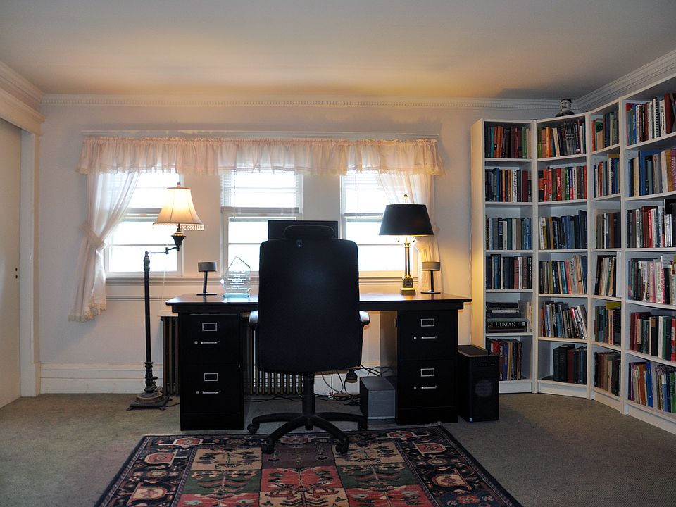 2nd image of 8 Olyphant Dr