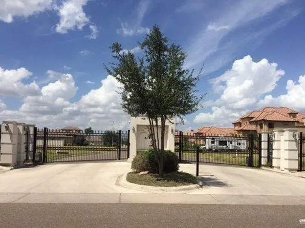 1004 Travis St, Mission, TX 78572