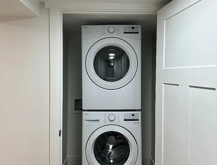 155 W 800 N — Photo 4