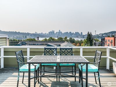 3420 Burke Avenue N #B302, Seattle, WA, 98103