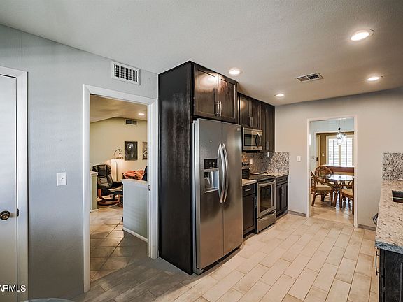 2nd image of 9913 W Cameo Dr