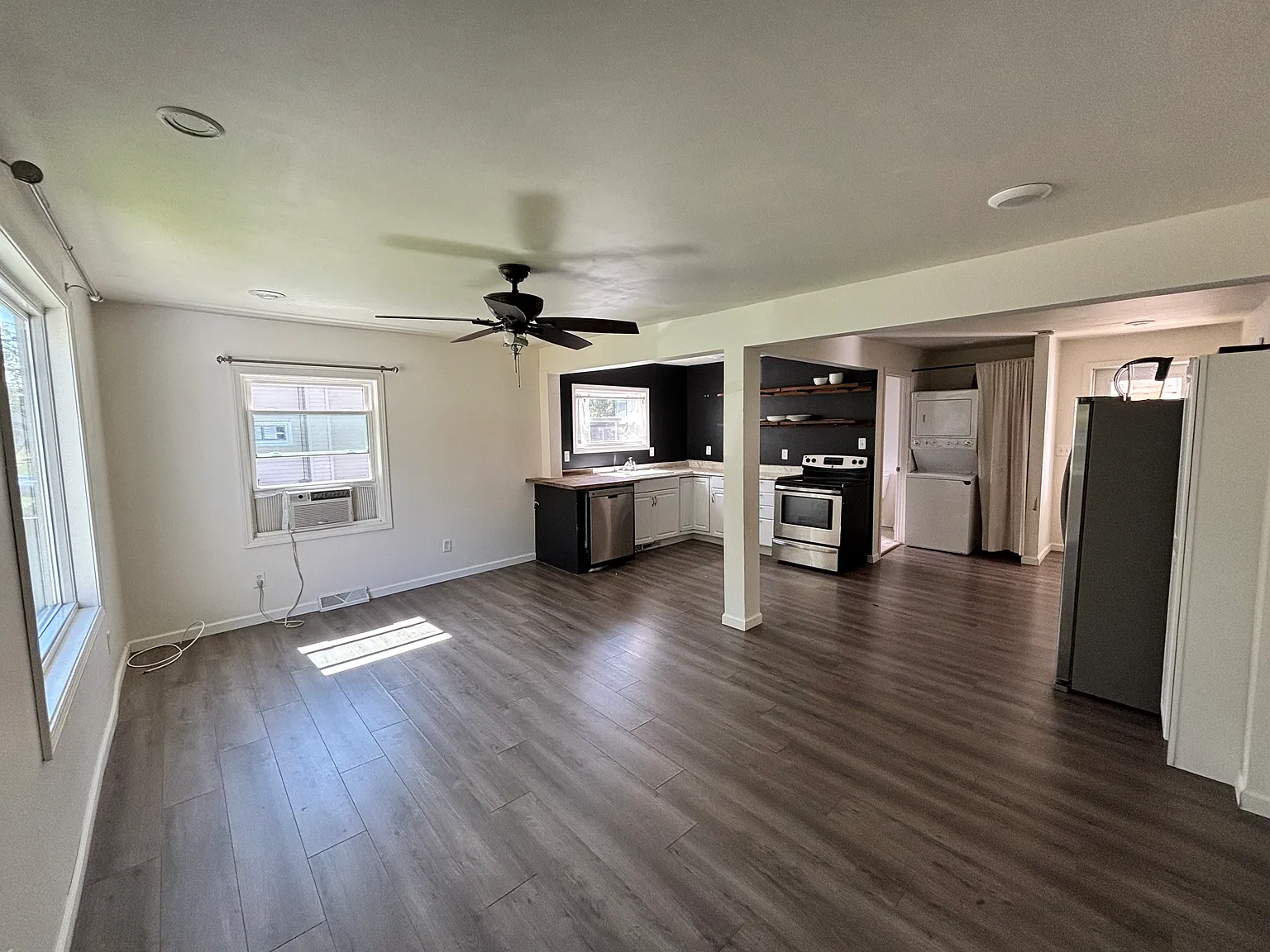 2 bed, 780 sqft, $1,500 — Photo 2