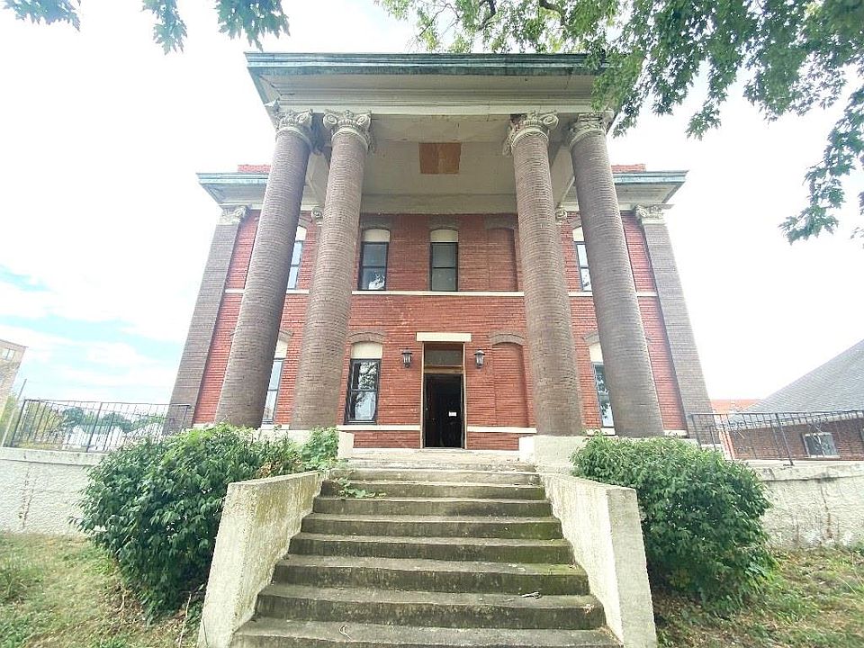 1st image of 517 Elm St