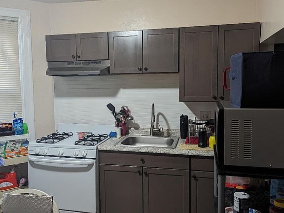 5th image of 5431 W Berks St