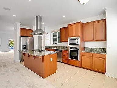 2609 Wisteria Way — Photo 7