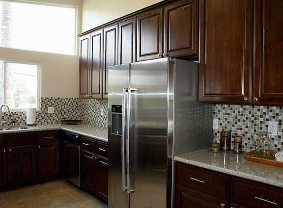 5th image of 154 N Westwind Dr