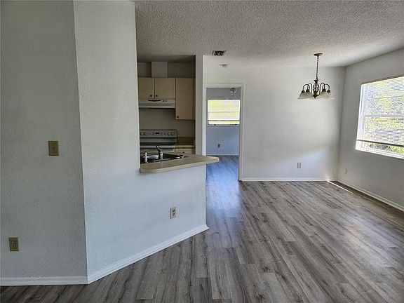 3rd image of 9522 Ace Rd APT B