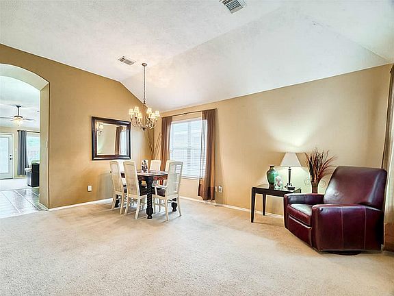 5th image of 11819 Canyon Falls Dr