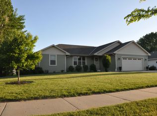 3221 Glendale Ave, Green Bay, WI 54313