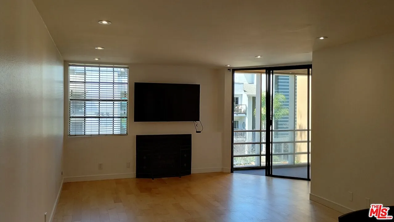 1 bed, 1.0 bath, 664 sqft, $2,700 — Photo 4