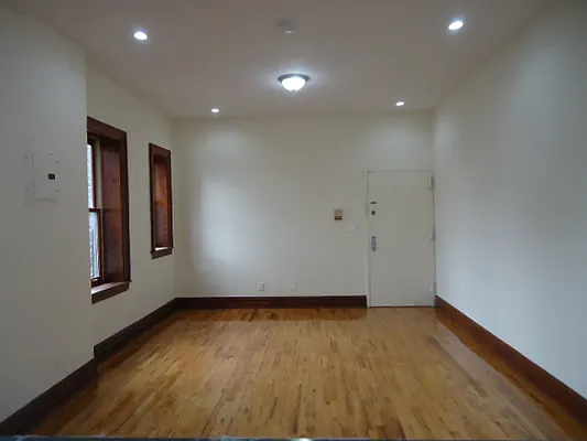 Rented by Hakeem Shahid, LREB | media 6