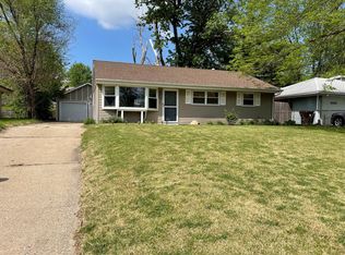 5509 N Renwood Ave, Peoria, IL 61614