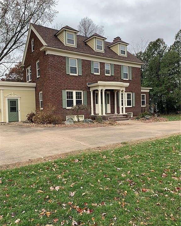 429 Roosevelt Avenue, Eau Claire, WI 54701 Zillow
