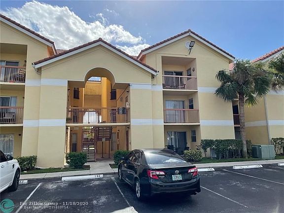 5th image of 7610 Westwood Dr APT 104