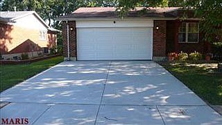 1st image of 3574 Monsols Dr