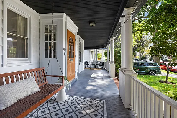 Sold by Compass | media 16