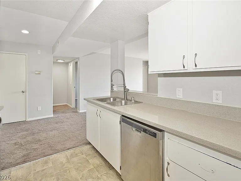220 Mission Catalina Ln #207 — Photo 12