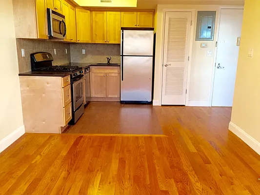 Rented by NY Space Finders Inc. | media 10