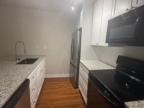 5th image of 7313 Gulf Fwy APT 601