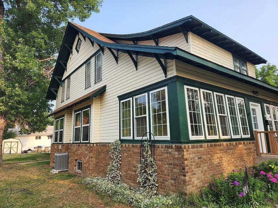 201 6th St NW, Minot, ND 58703 MLS 231219 Zillow