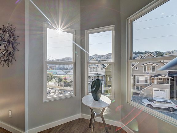 5th image of 511 Eureka St