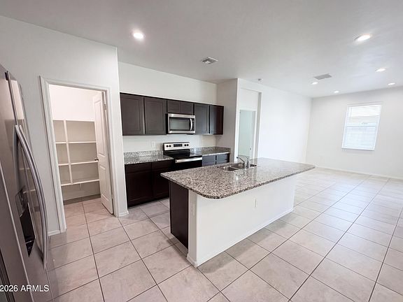 2nd image of 18616 W DESERT HOLLOW Drive