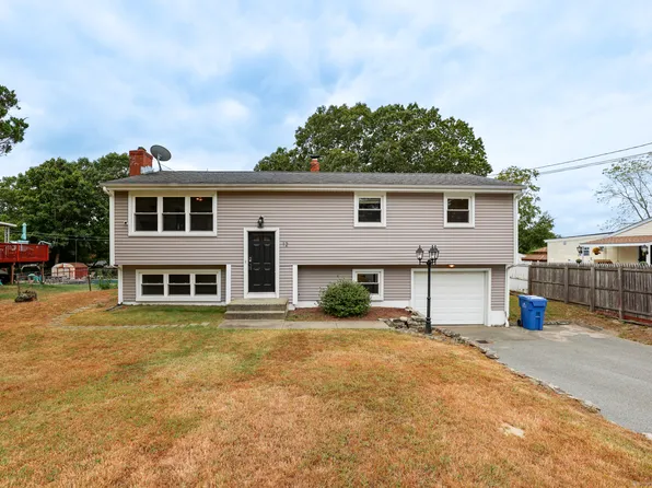 12 Beechwood Road, Montville, CT 06370