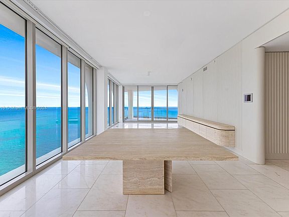 4th image of 16901 Collins Ave #4605