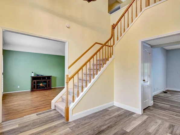 10263 Hunt Club Lane, Palm Beach Gardens, FL 33418