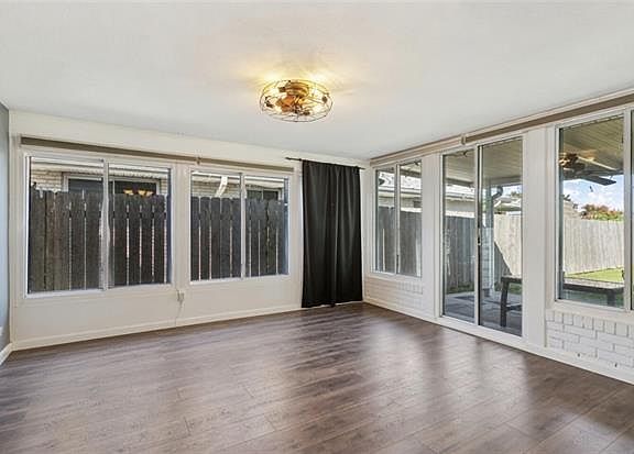 2nd image of 4009 Newlands St