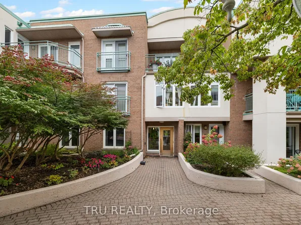 62 Donald St #408A, Ottawa, ON K1K 1N2