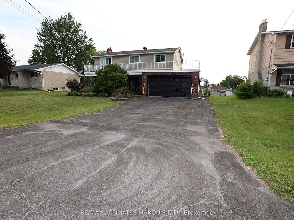 1st image of 3453 Bruce St