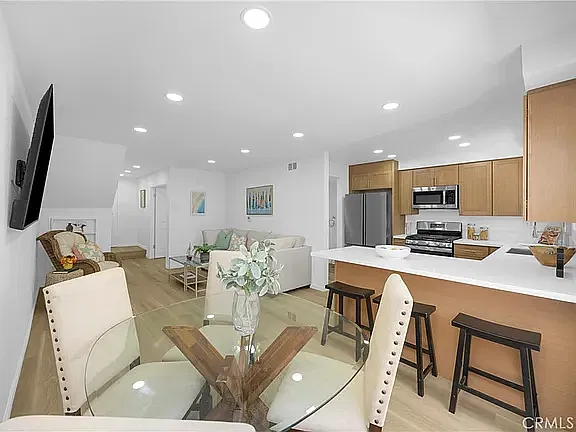 12100 Montecito Rd — Photo 2