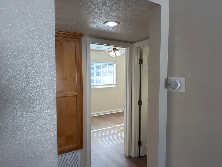 Pointe Pacific Apartment Homes — Photo 43