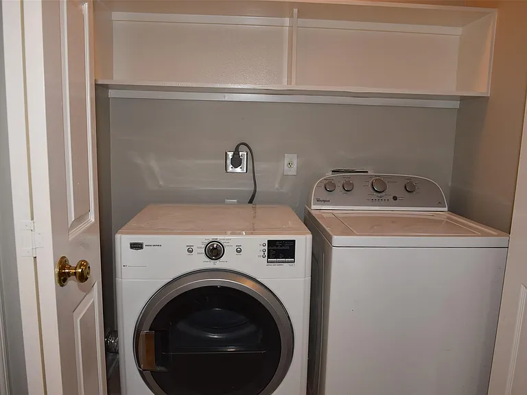 6807 Turtlewood Dr — Photo 24